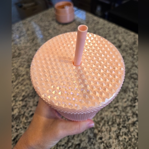 CLEARANCE Matte Light Pink Studded 24 oz Tumbler Cold w/Straw 2020 Spring - Picture 5 of 6